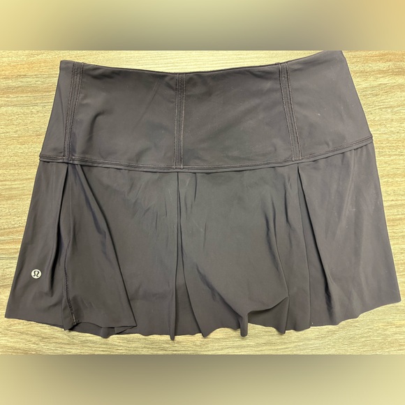 Lululemon Lost In Pace skirt size 8 in Black Currant. - Picture 6 of 8